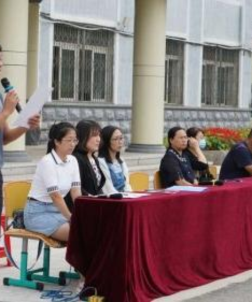 疫情期间励志工作语录，逆风破浪，共筑未来
