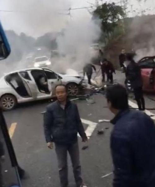 德阳中江新闻头条，车祸事件报道