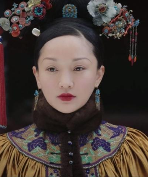 十名女老戏骨排名，演技与实力的较量